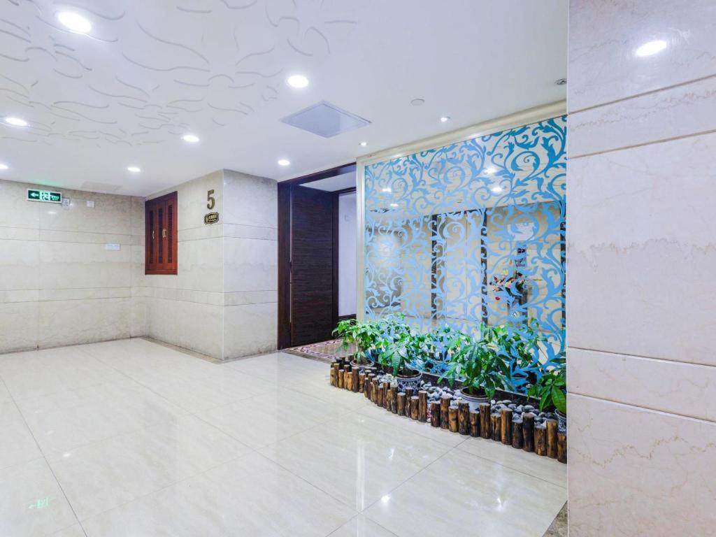 New World Hotel Guangzhou Eksteriør billede