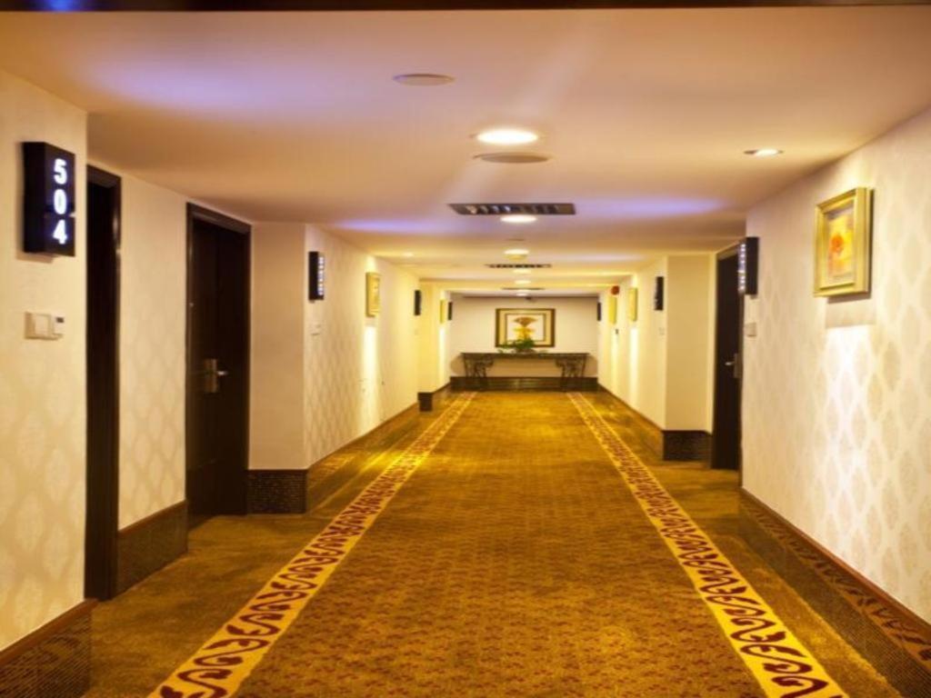 New World Hotel Guangzhou Eksteriør billede